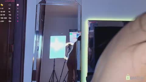 madisonwalkeeer online show from March 14, 6:35 pm