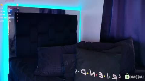 madisonwalkeeer online show from April 5, 4:37 pm