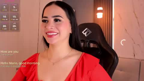 Snapshot of madisson_foxxx_ chatting on June 28, 5:30 pm Madi Fox online show from June 28, 5:30 pm