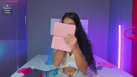 Snapshot of madissonshakur19 chatting on September 16, 5:14 pm Madi online show from September 16, 5:14 pm