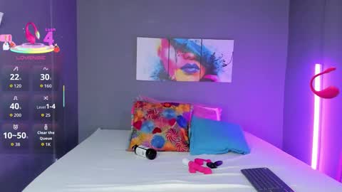 Madi online show from December 17, 5:08 pm