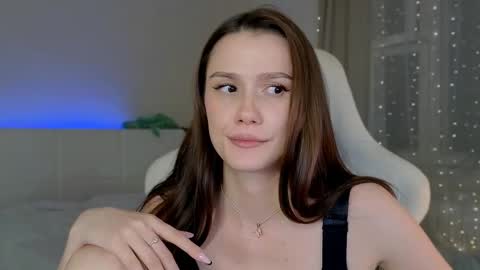 Madi Soon online show from October 15, 4:29 pm