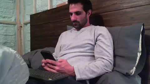 Snapshot of madmax0133 chatting on February 1, 3:19 am Guigui online show from February 1, 3:19 am