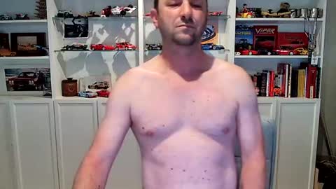 Snapshot of madmax3934 chatting on June 20, 4:04 am madmax3934 online show from June 20, 4:04 am