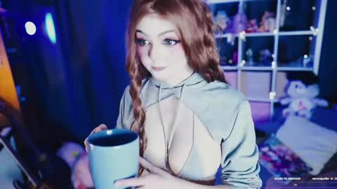 Alice online show from April 29, 2:43 pm