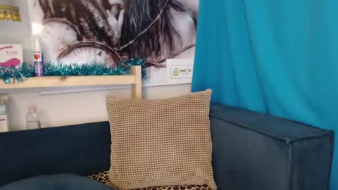 Elizabeth online show from January 17, 1:25 am