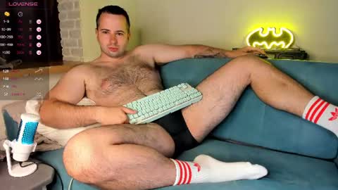 Snapshot of madzuru chatting on July 10, 3:33 am Gregory online show from July 10, 3:33 am