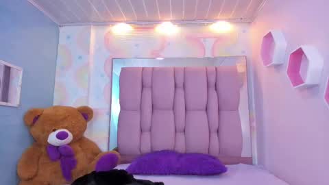 MAEE ANGELS online show from February 11, 10:18 pm