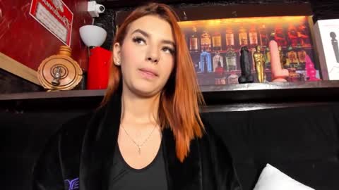 MAEE ANGELS online show from February 25, 4:35 am