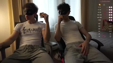 Snapshot of maestro3369 chatting on February 24, 9:43 am Mike XMaestro 3369 online show from February 24, 9:43 am