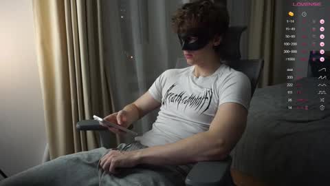 Mike XMaestro 3369 online show from January 6, 7:50 pm