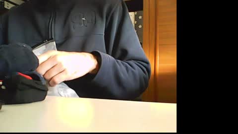 Snapshot of maestrojedi0 chatting on December 14, 2:42 pm Maestrojedi0 online show from December 14, 2:42 pm