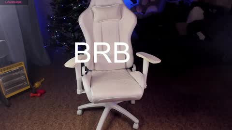 Maevee online show from January 5, 9:37 am