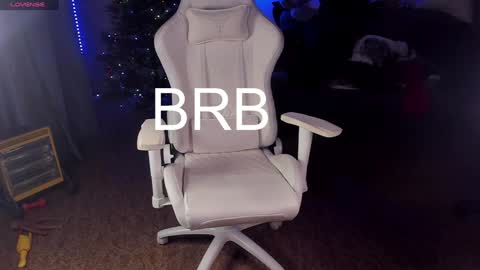 Maevee online show from January 27, 10:06 am