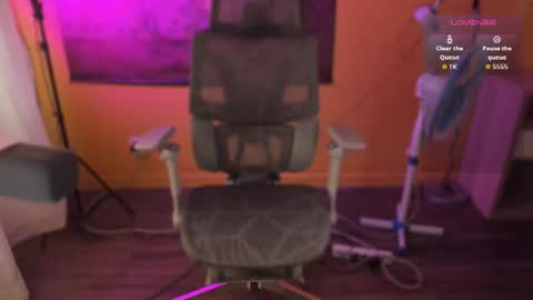 Maevee online show from July 3, 9:59 am