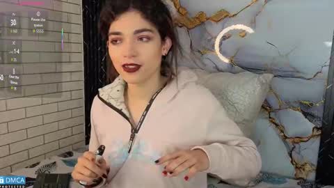 maevekuro online show from November 15, 3:15 am