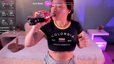 Snapshot of mafe_kailina chatting on June 18, 9:58 am mafe_kailina online show from June 18, 9:58 am