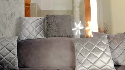 mafearias23 online show from March 5, 2:02 pm