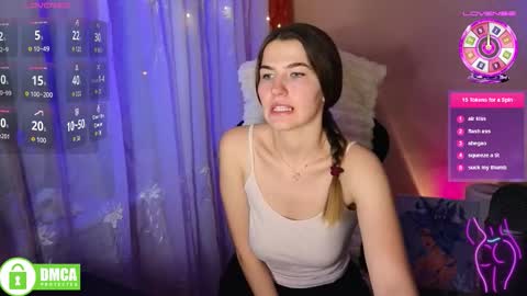 Snapshot of mag1c_eyes chatting on December 15, 4:11 pm mag1c_eyes online show from December 15, 4:11 pm