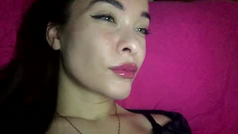 Snapshot of magggg658318 chatting on December 2, 10:28 am magggg658318 online show from December 2, 10:28 am