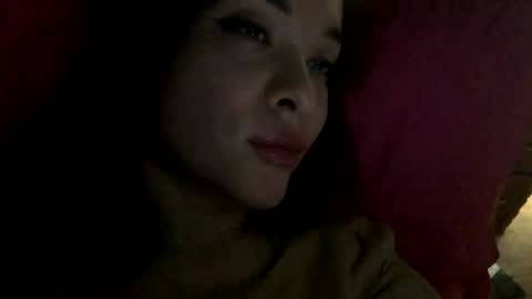 Snapshot of magggg658318 chatting on December 5, 3:17 pm magggg658318 online show from December 5, 3:17 pm