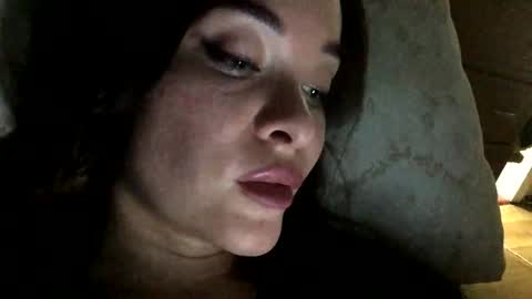 Snapshot of magggg658318 chatting on December 26, 3:31 pm magggg658318 online show from December 26, 3:31 pm