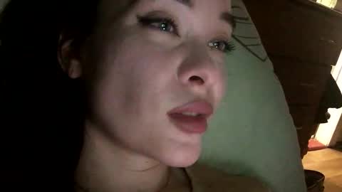 Snapshot of magggg658318 chatting on January 7, 3:23 pm magggg658318 online show from January 7, 3:23 pm