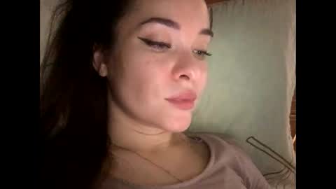 Snapshot of magggg658318 chatting on February 7, 12:39 pm magggg658318 online show from February 7, 12:39 pm