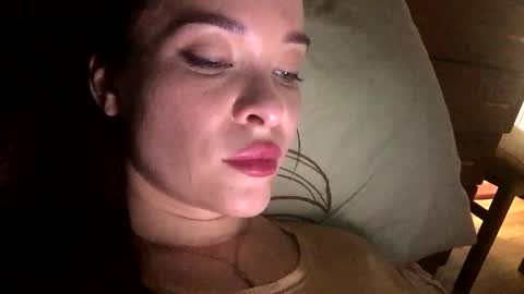 Snapshot of magggg658318 chatting on September 20, 4:30 pm magggg658318 online show from September 20, 4:30 pm