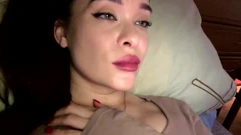 Snapshot of magggg658318 chatting on September 23, 2:20 pm magggg658318 online show from September 23, 2:20 pm