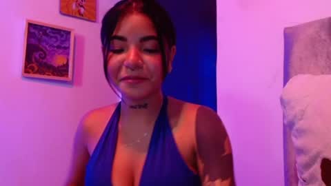Snapshot of maggie_love77 chatting on May 16, 12:07 am maggie online show from May 16, 12:07 am