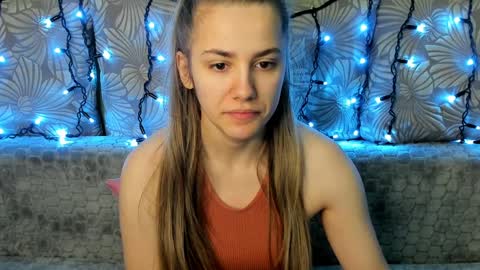 Maggie online show from December 7, 4:20 am