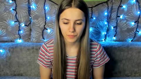 Maggie online show from December 24, 12:44 am