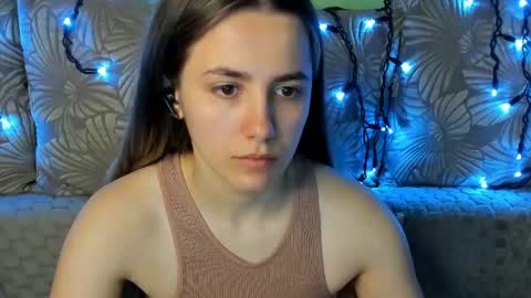 Snapshot of maggiecake chatting on July 2, 3:23 am Maggie online show from July 2, 3:23 am