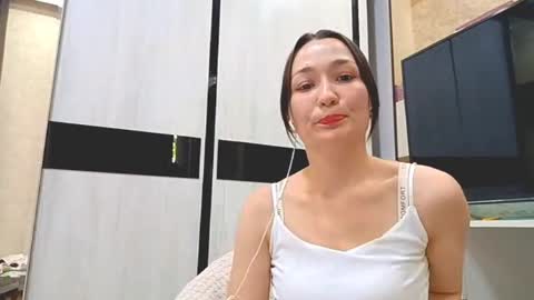 Meg online show from June 6, 7:24 am