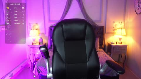   online show from January 17, 8:44 pm