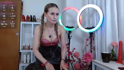 Snapshot of maghenta chatting on September 15, 5:35 pm Maghenta-MS mature online show from September 15, 5:35 pm