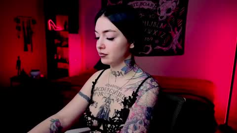 Magic Allie online show from April 15, 7:58 pm