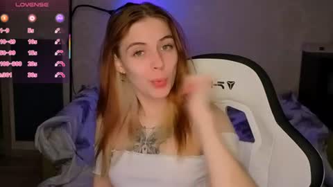 Snapshot of magic_bella chatting on June 11, 4:16 pm Bella online show from June 11, 4:16 pm