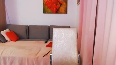 Snapshot of magic_blondie chatting on September 20, 10:33 pm Margo online show from September 20, 10:33 pm