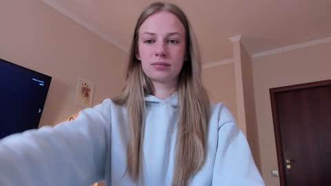 Alice  online show from March 7, 10:45 am