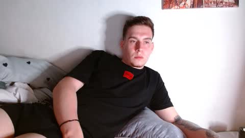 magic_fantasy77 online show from May 7, 8:58 pm