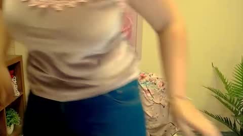 Kristy online show from November 25, 8:25 am