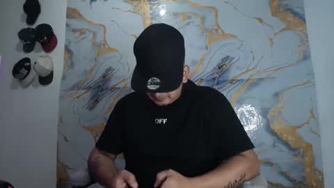 magic_milk23 online show from March 8, 5:44 am