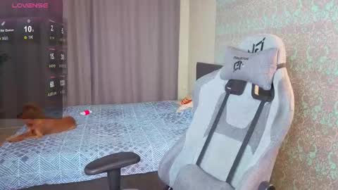 Merry online show from November 8, 2:01 am