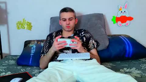 magic_storms online show from April 13, 7:08 pm