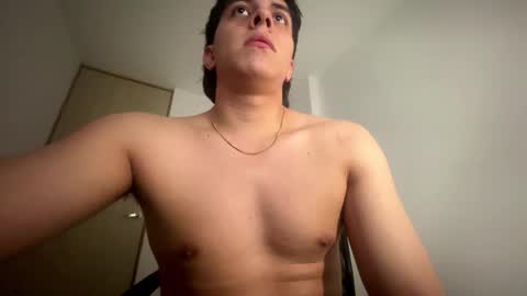 Snapshot of magic_tony chatting on October 16, 1:06 am Tony Hoffa online show from October 16, 1:06 am