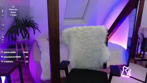 Snapshot of magic_zooey chatting on December 16, 9:41 pm Zooey online show from December 16, 9:41 pm