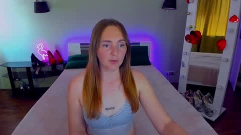 Lili and Bella online show from June 13, 8:45 am