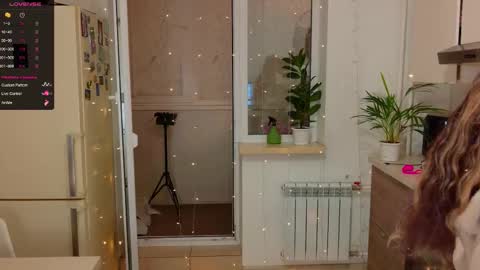 Snapshot of magiclovexo chatting on December 3, 12:36 pm MagicLove online show from December 3, 12:36 pm